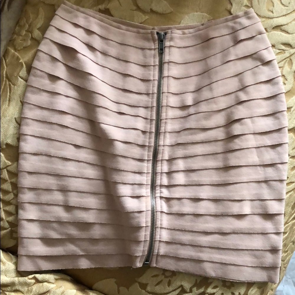 FREE Nude zipper skirt